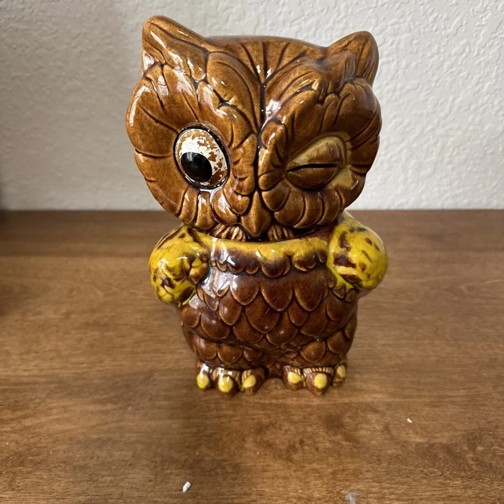 Shawnee Winking Owl Cookie Jar Vtg 1940's Made in USA Brown Glazed Pottery 10